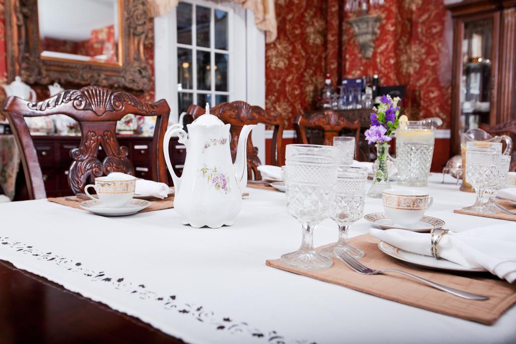 Chester Inn Victoria מראה חיצוני תמונה